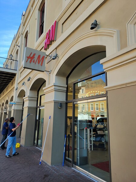 Commercial Window Cleaning in New Orleans, LA (1)