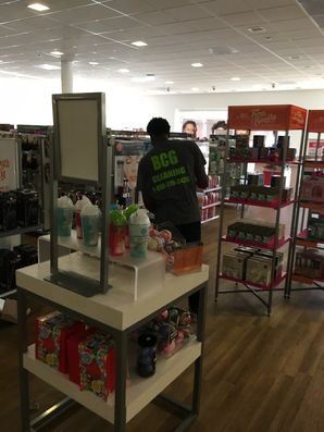 Retail cleaning in Metairie, LA by BCG Management