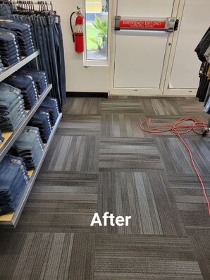 Before & After Commercial Carpet Cleaning in Metairie, LA (4)