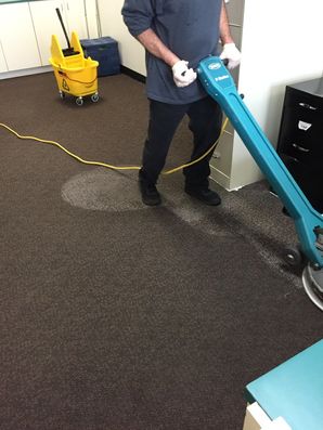 Commercial Carpet Cleaning in Metairie, LA (2)