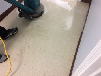 Floor cleaning in Bridge City, LA by BCG Management