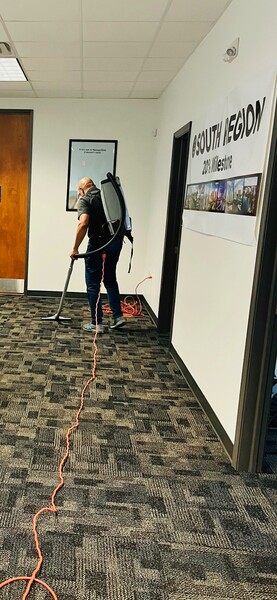 Commercial Cleaning in Kenner, LA (1)