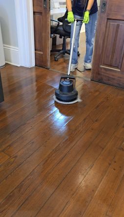Commercial Cleaning in Metairie, LA (2)